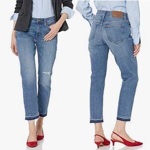𝅺J.CREW Mercantile Distressed raw hem Boyfriend Jeans